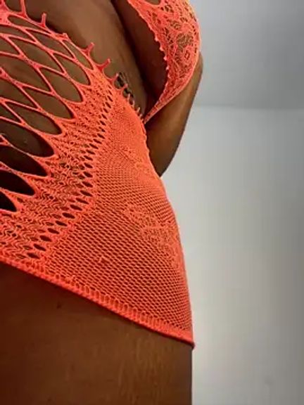 RoyalVibeXO