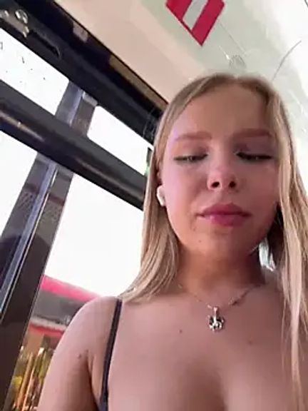 Liza_risky
