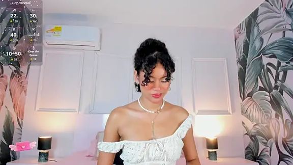 Aprillbrunette