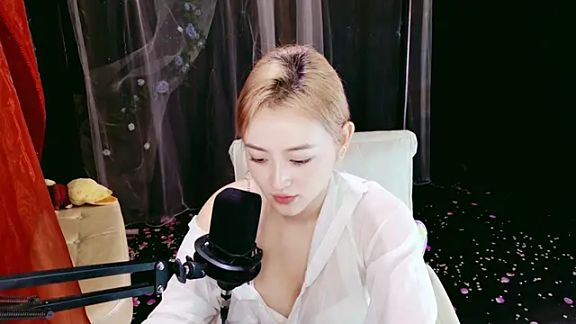 Unique_Mia