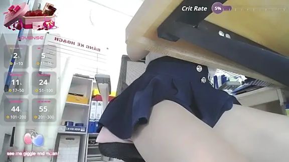 _GirlOffice_