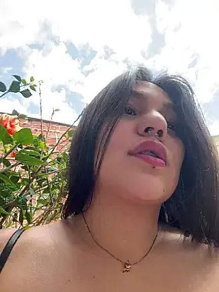 Emily_Gomezz
