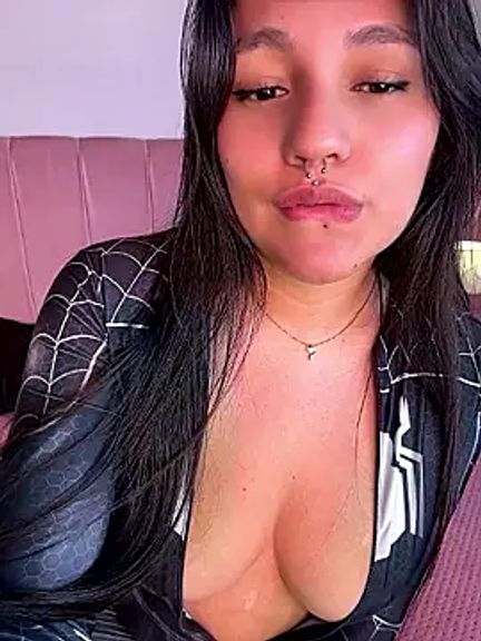 Emily_Gomezz