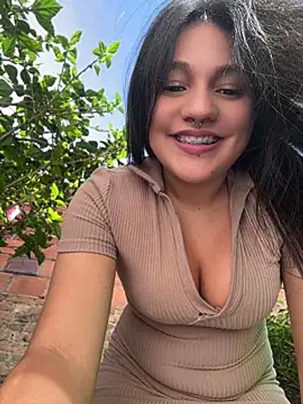 Emily_Gomezz