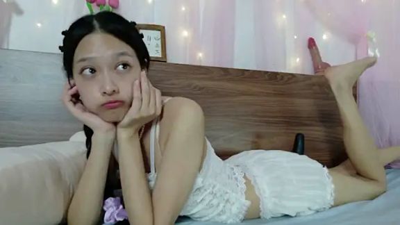 shy_pink_doll