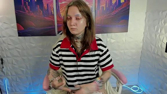 Mary_Xextra