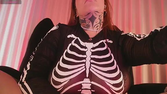 Tessa_ruxh
