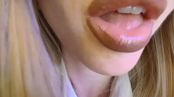 Velvet_kissx