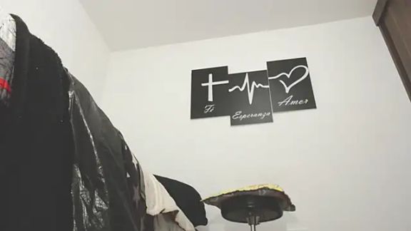 anie_milf1