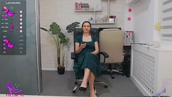 EllaMilf_