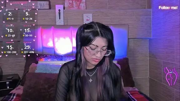mia_devine_