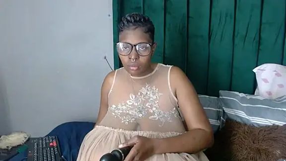 Bustyboobs1986xXx