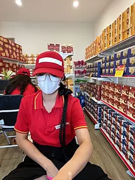 Sneaky_Cumshoot