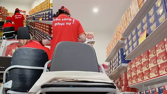 Sneaky_Cumshoot