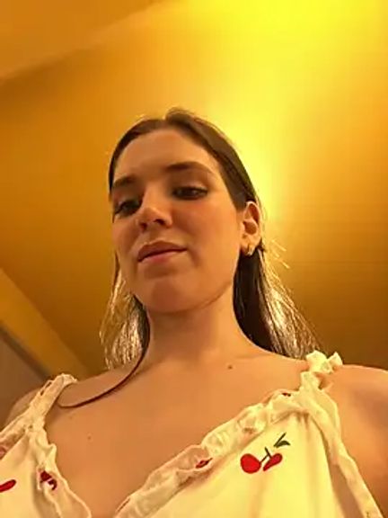 kevin_hotgirls