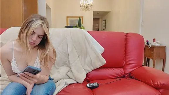 Elnonoykeila77