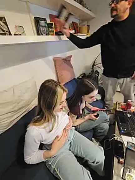 Elnonoykeila77