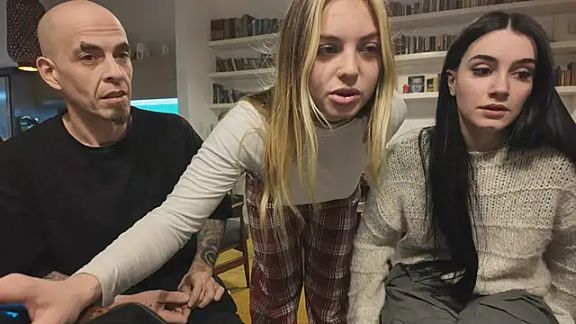 Elnonoykeila77