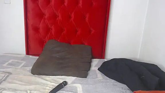 African_Busty