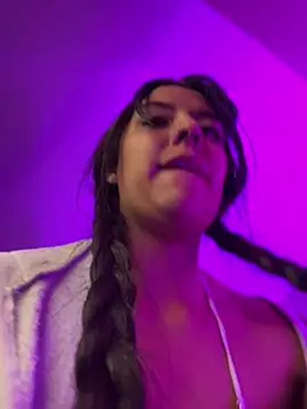 Megan_pink18