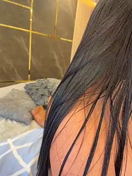 emily-Hornyy