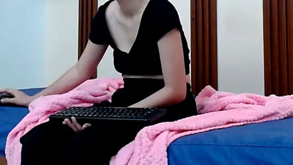 skinnykattylush19