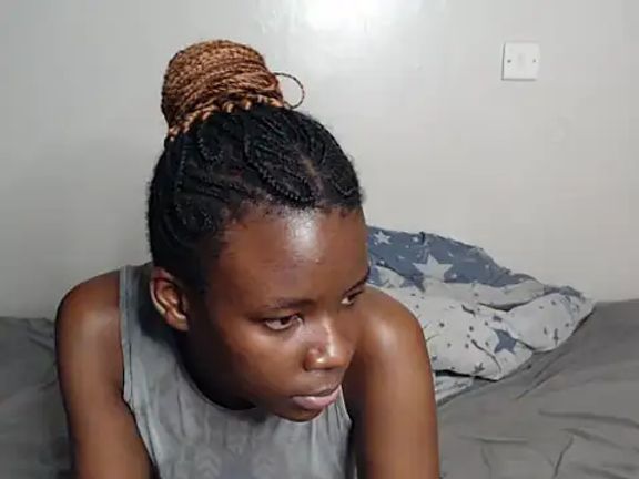 malia_latifa