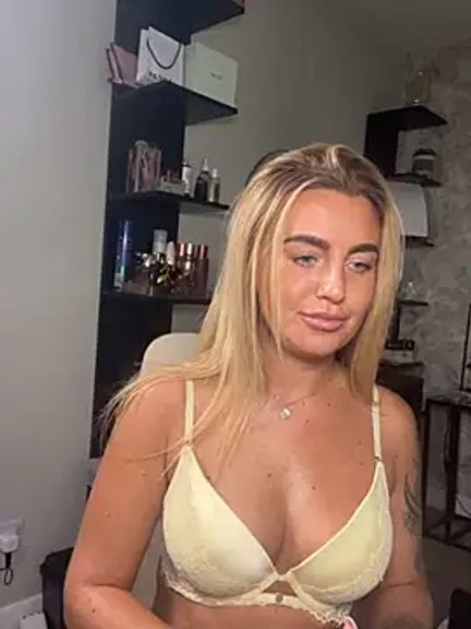 CharlottemilfUKx