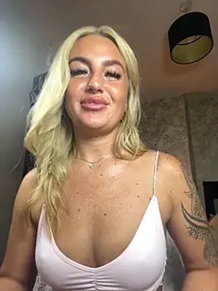 CharlottemilfUKx