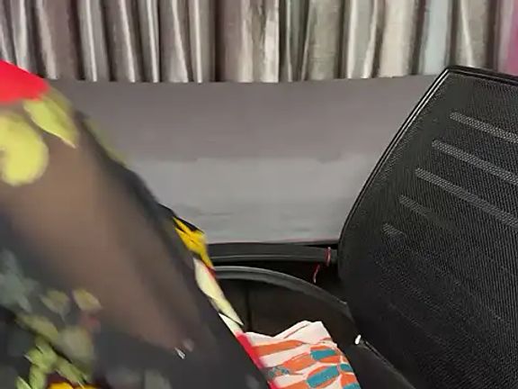 Radhika_4_you