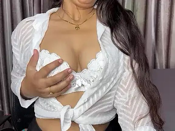 Radhika_4_you
