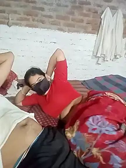 Hindicouple1