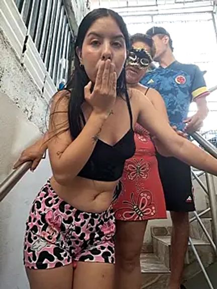 HOTANDSKINNY