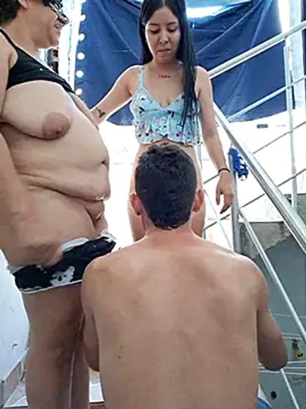 HOTANDSKINNY