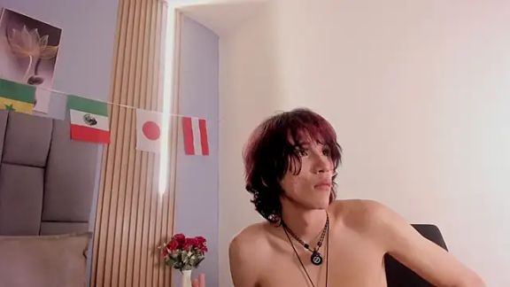 Mika_love_milo
