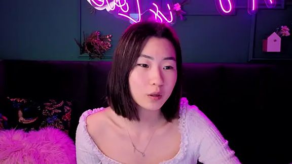 Runi_Asian