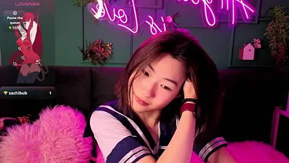 Runi_Asian