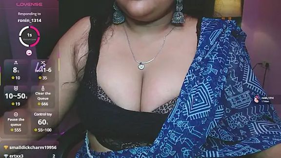 Naughty_Ayesha1