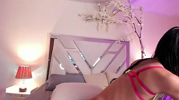 Anniie_Smith__