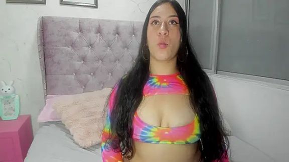 Amber_Kiss__