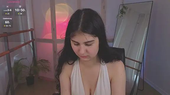 Lyra_Skye_