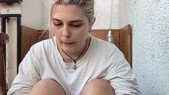 Ella_Bloom