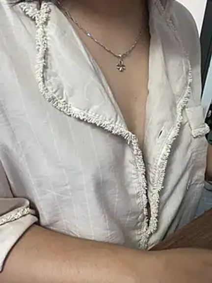 Ellie18