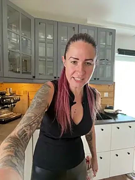 GermanMilfJasmin