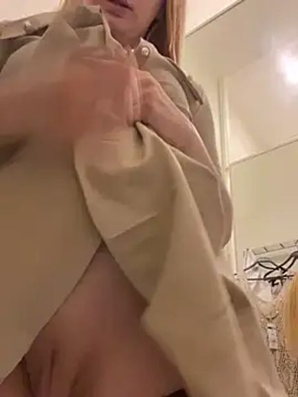 AmmyHot