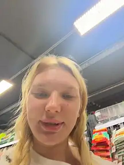 AmmyHot