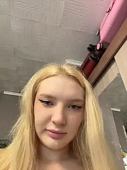 AmmyHot