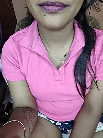 Tamil__Thara003