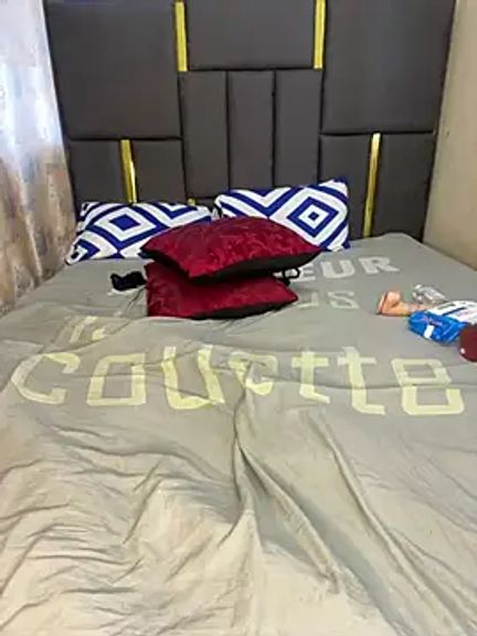 Mysterious_coco