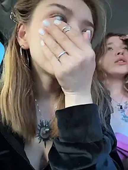 FlashTitsRoyal